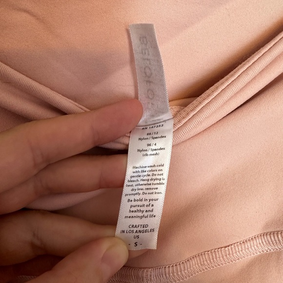 Beloforte Los Ángeles crafted mesh leggings. Pink color. Size Small. - Picture 5 of 6